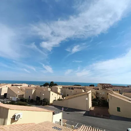 T3 Avec Piscine Collective à 900 M De La 5lhsp138